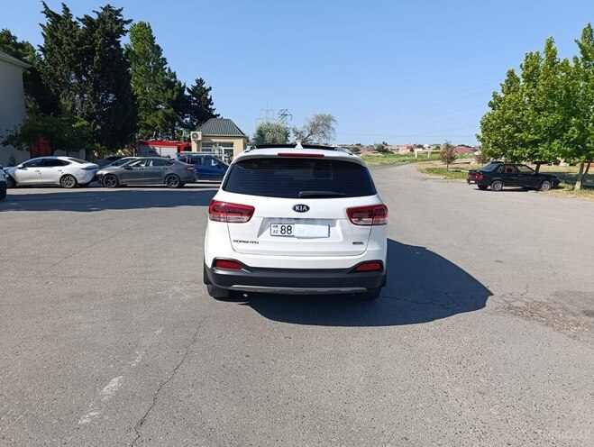 Kia Sorento-5