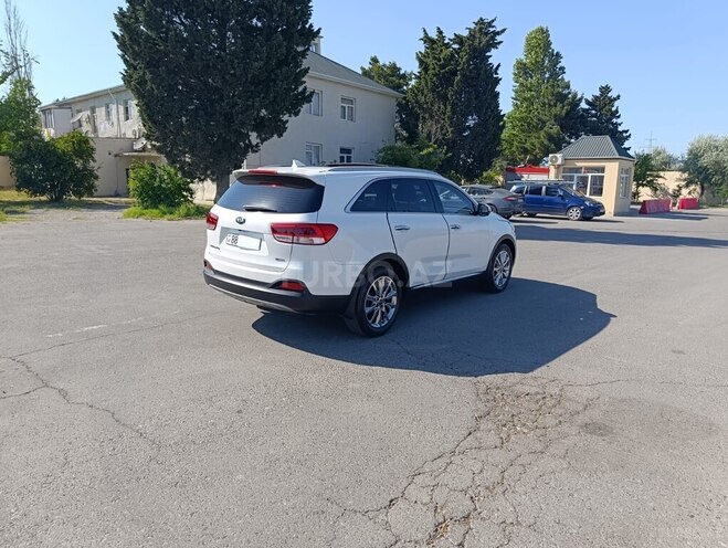 Kia Sorento-6