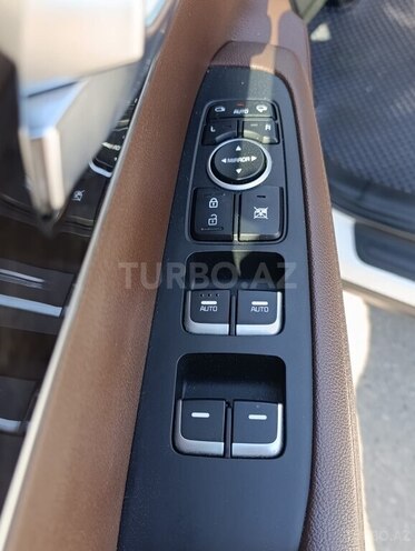 Kia Sorento-9