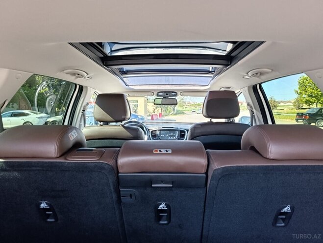 Kia Sorento-15
