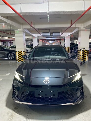 Toyota Camry-1