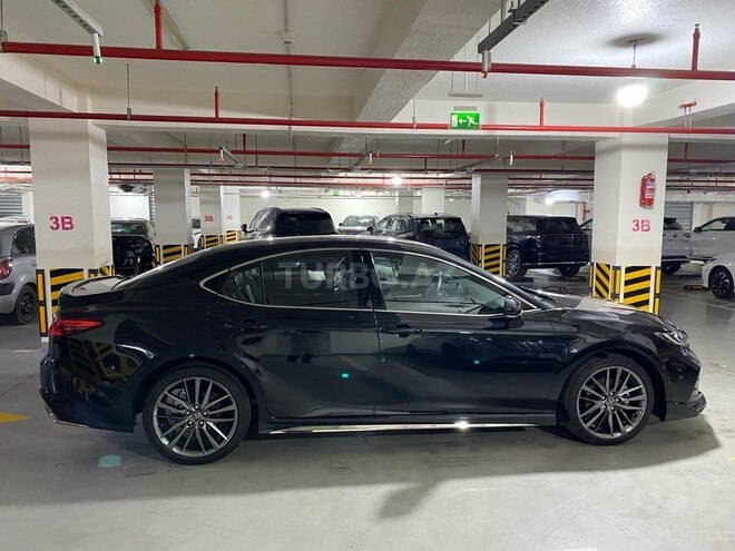 Toyota Camry-6