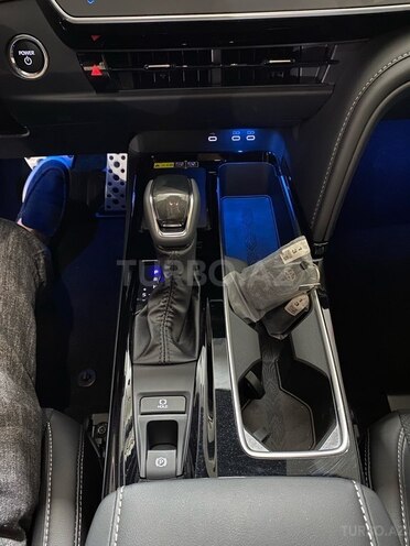 Toyota Camry-13
