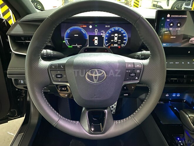 Toyota Camry-11