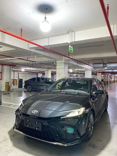 Toyota Camry-8