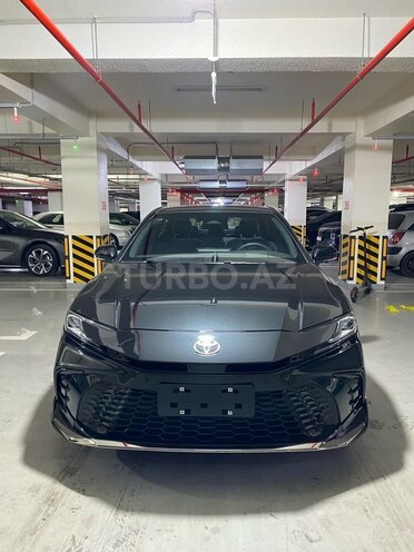Toyota Camry-5