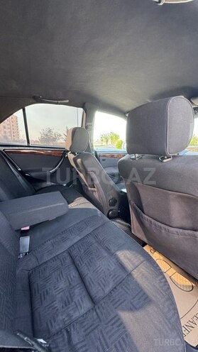 Mercedes C 200-11