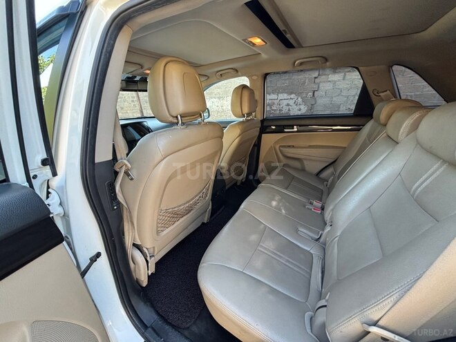 Kia Sorento-7