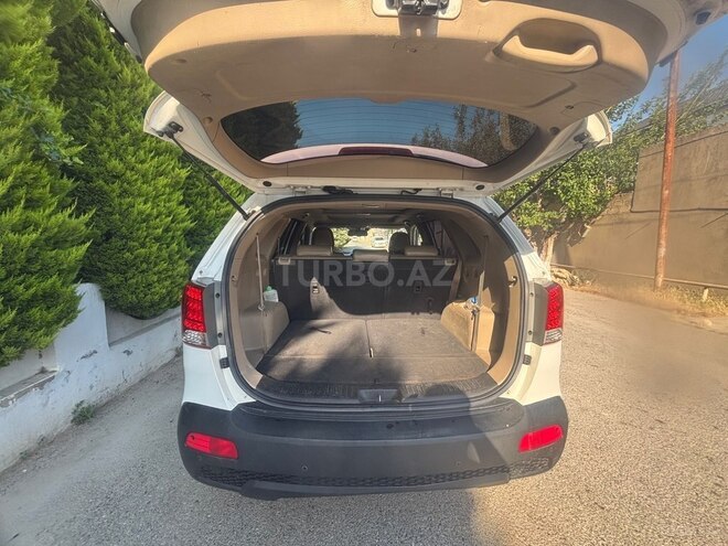 Kia Sorento-9