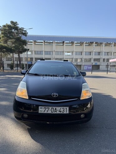 Toyota Prius-1