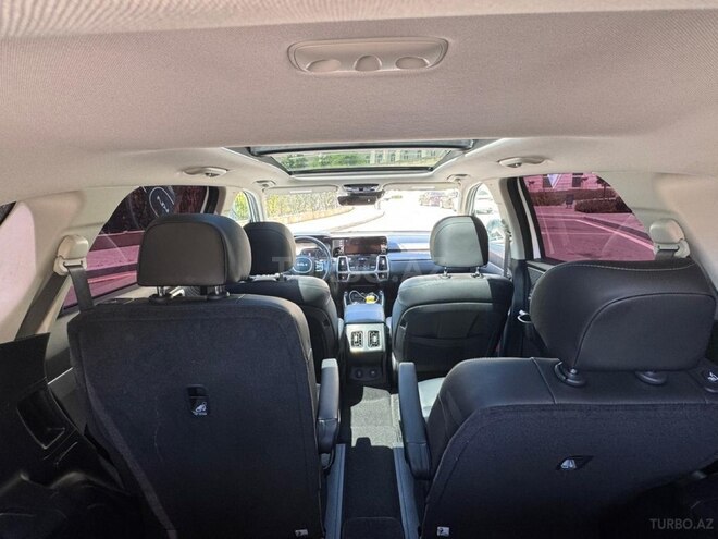 Kia Sorento-9