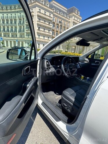 Kia Sorento-11