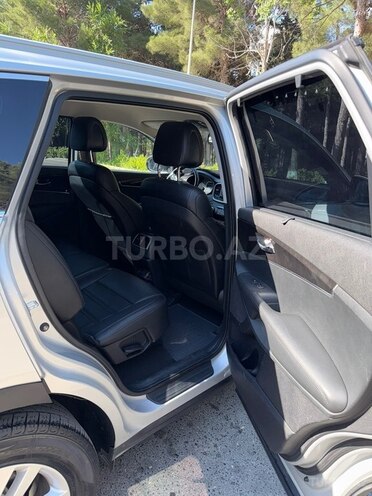 Kia Sorento-7