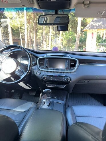 Kia Sorento-5