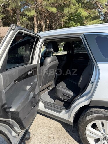 Kia Sorento-9