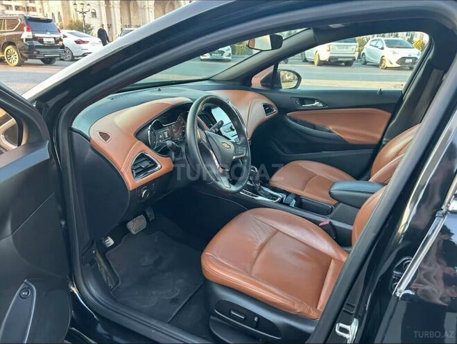 Chevrolet Cruze-11