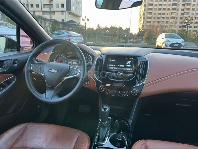 Chevrolet Cruze-13