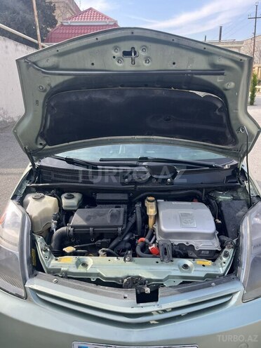 Toyota Prius-6