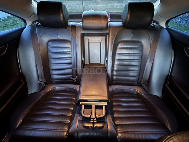 Volkswagen Passat CC-12