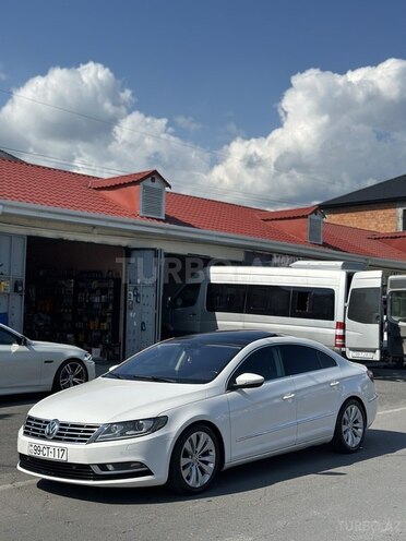 Volkswagen Passat CC-2
