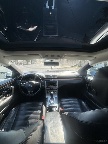 Volkswagen Passat CC-10
