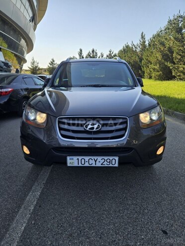 Hyundai Santa Fe-1