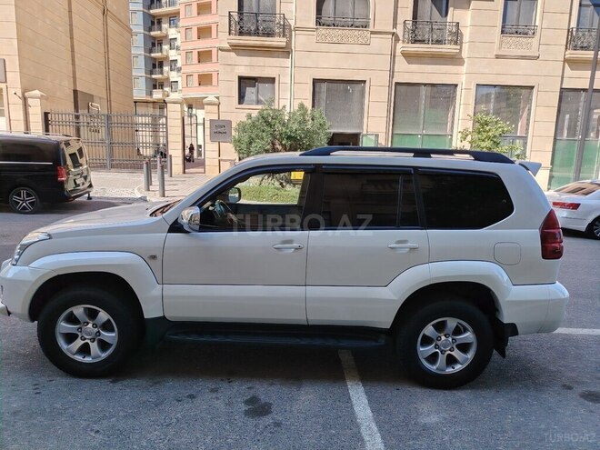 Toyota Land Cruiser Prado-13