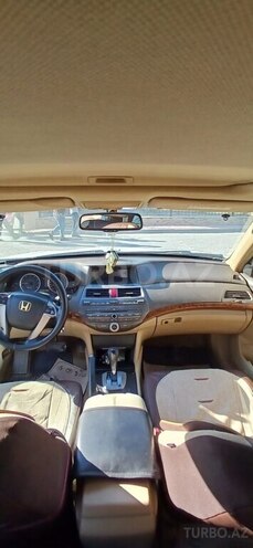Honda Accord-11