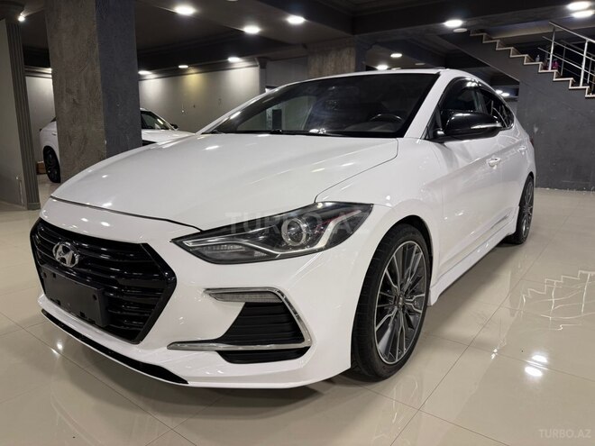 Hyundai Elantra-2
