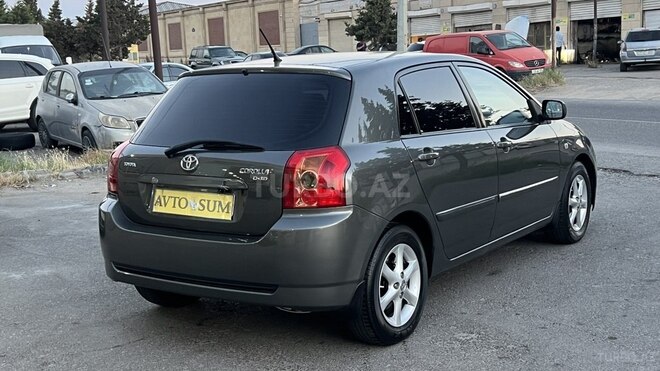 Toyota Corolla-6