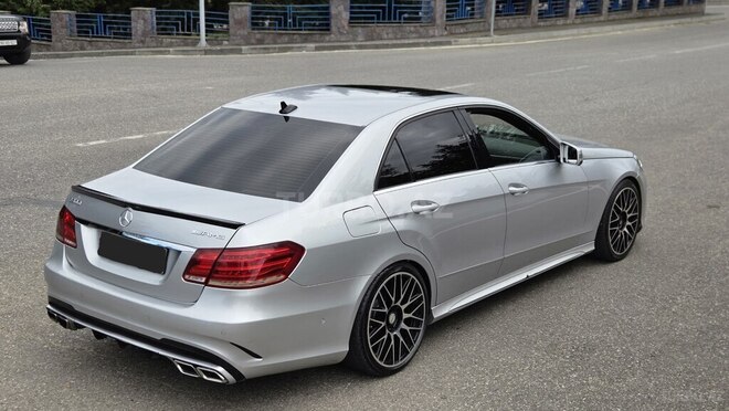 Mercedes E 250-2