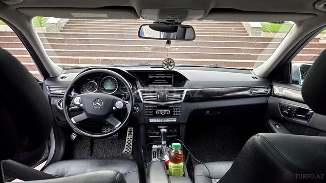 Mercedes E 250-3