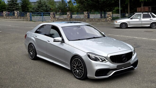 Mercedes E 250-6