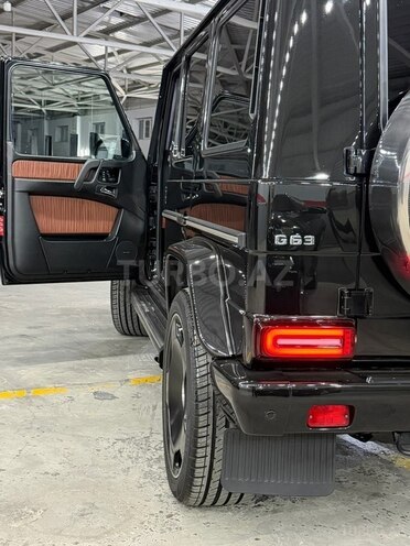 Mercedes G 500-10