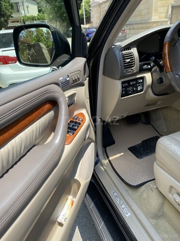 Lexus LX 470-7