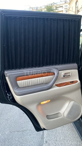 Lexus LX 470-20