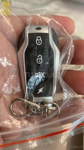 Lexus LX 470-13