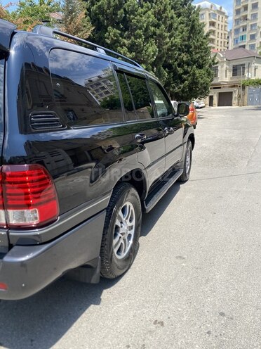 Lexus LX 470-3