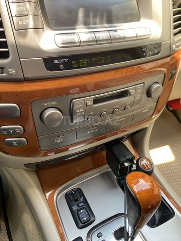 Lexus LX 470-12