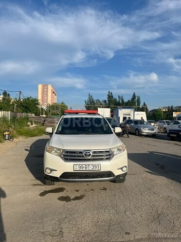 Toyota Highlander-1