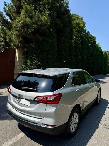 Chevrolet Equinox-5