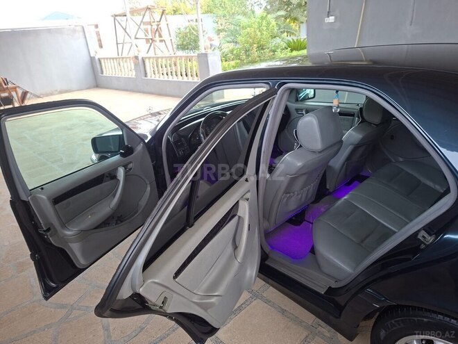 Mercedes C 200-8