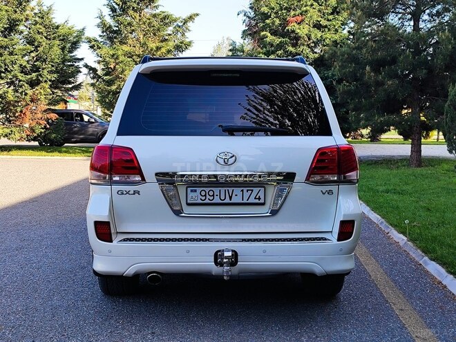 Toyota Land Cruiser-2