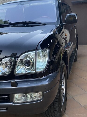 Lexus LX 470-16