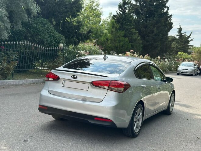 Kia Forte-5