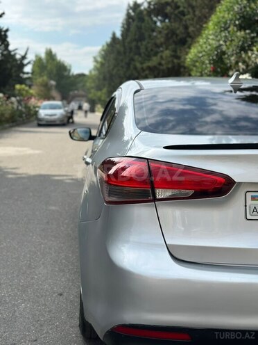 Kia Forte-8
