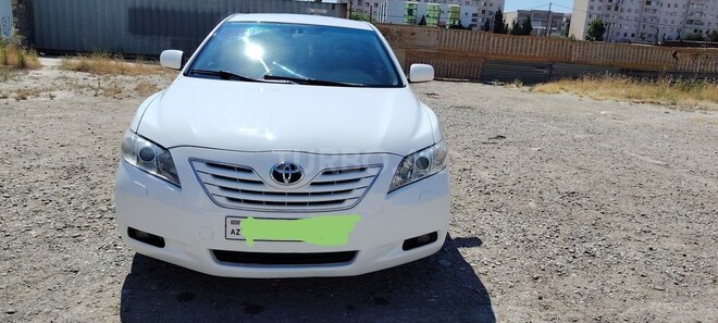 Toyota Camry-1