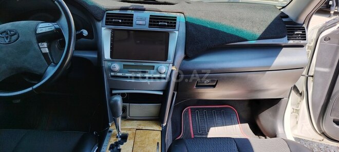 Toyota Camry-3