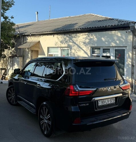 Lexus LX 450d-7