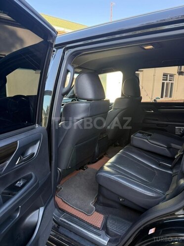 Lexus LX 450d-18